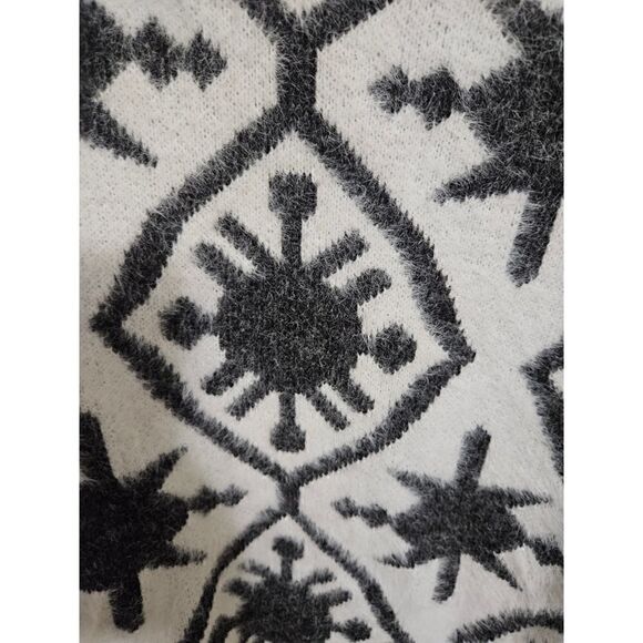 Women's Winter Snowflake Sweater/EUC/By Simply Couture/Size L - Picture 6 of 7